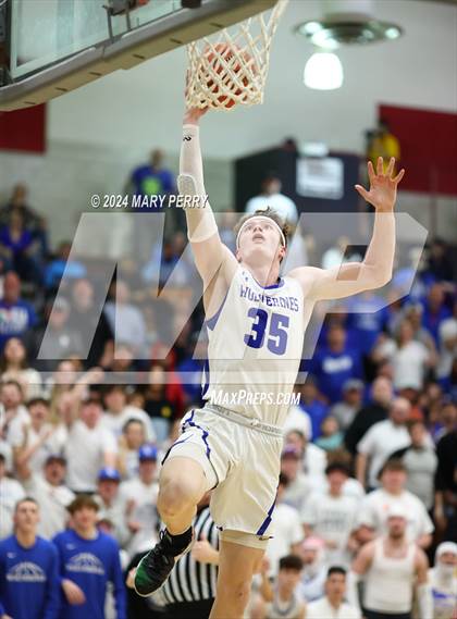 Thumbnail 2 in Ellwood City vs. Mohawk Area photogallery.