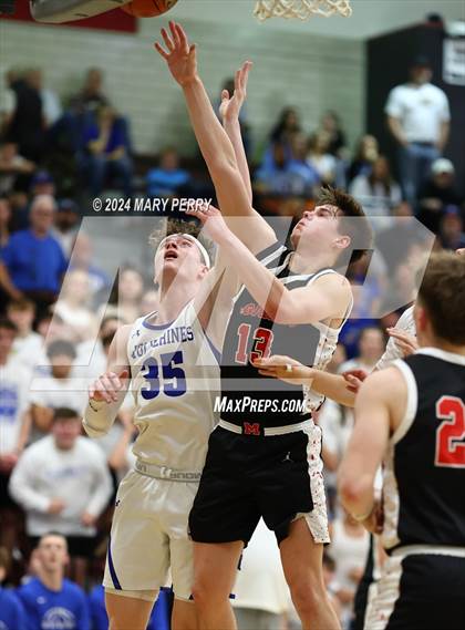 Thumbnail 2 in Ellwood City vs. Mohawk Area photogallery.