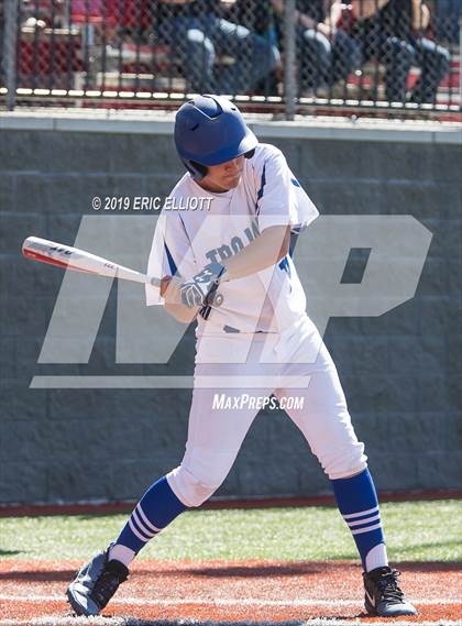 Thumbnail 1 in Mount Union vs. Franklin (PIAA 3A Semifinal) photogallery.