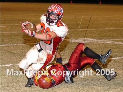 Thumbnail 2 in Hanford vs. Tulare Union (Section Playoffs) photogallery.