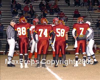 Thumbnail 1 in Hanford vs. Tulare Union (Section Playoffs) photogallery.