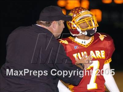 Thumbnail 2 in Hanford vs. Tulare Union (Section Playoffs) photogallery.