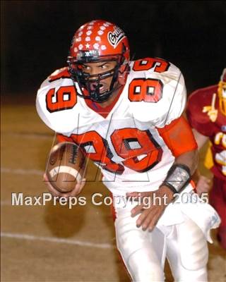 Thumbnail 2 in Hanford vs. Tulare Union (Section Playoffs) photogallery.