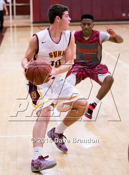 Thumbnail 2 in Cleveland @ Simi Valley photogallery.