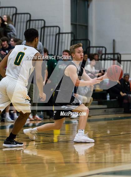 Thumbnail 2 in Dominion @ Loudoun Valley photogallery.