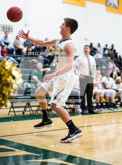 Thumbnail 2 in Dominion @ Loudoun Valley photogallery.