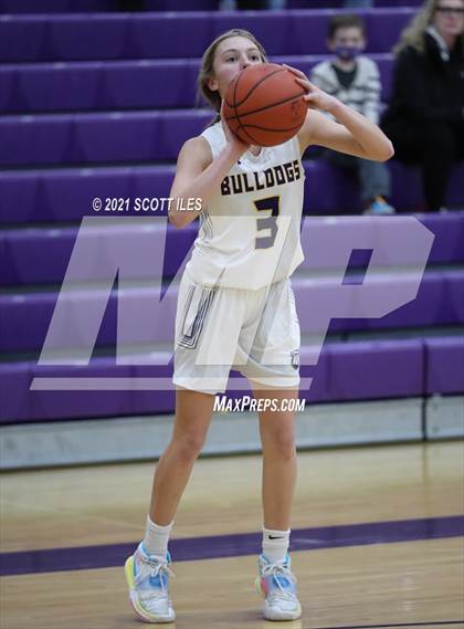 Thumbnail 2 in Bloom-Carroll vs. Circleville photogallery.
