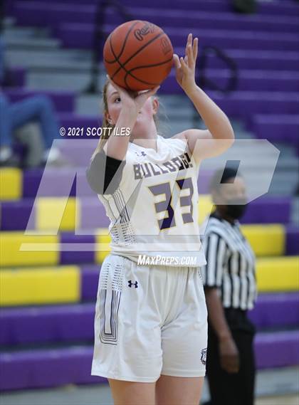 Thumbnail 1 in Bloom-Carroll vs. Circleville photogallery.