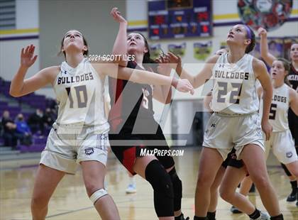 Thumbnail 3 in Bloom-Carroll vs. Circleville photogallery.