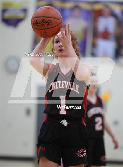 Thumbnail 2 in Bloom-Carroll vs. Circleville photogallery.