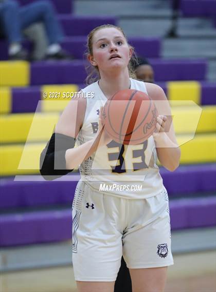 Thumbnail 3 in Bloom-Carroll vs. Circleville photogallery.
