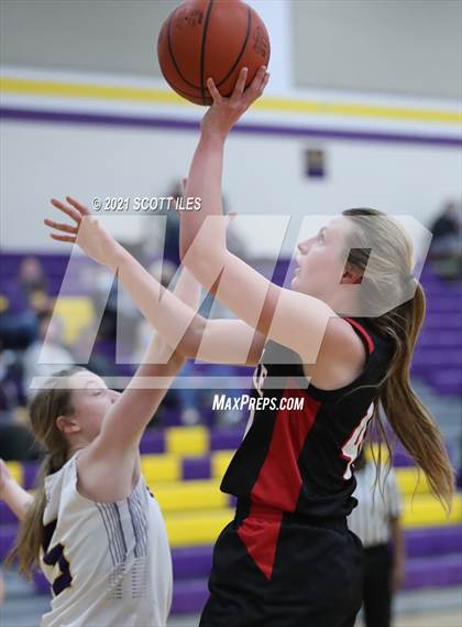 Thumbnail 1 in Bloom-Carroll vs. Circleville photogallery.