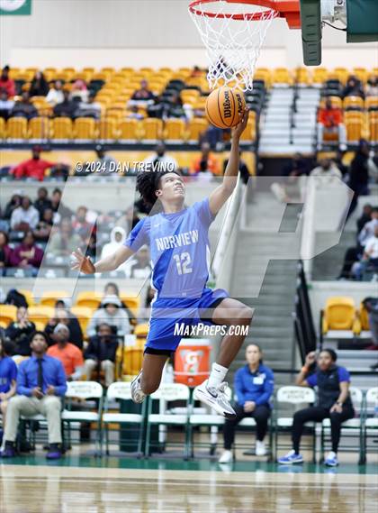 Thumbnail 2 in Norview vs Woodside (VHSL 5B Semifinal) photogallery.
