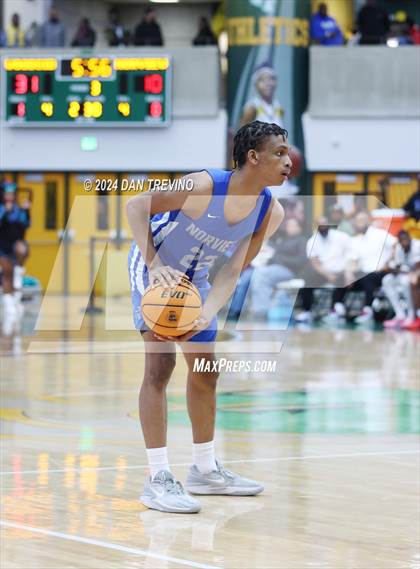 Thumbnail 3 in Norview vs Woodside (VHSL 5B Semifinal) photogallery.