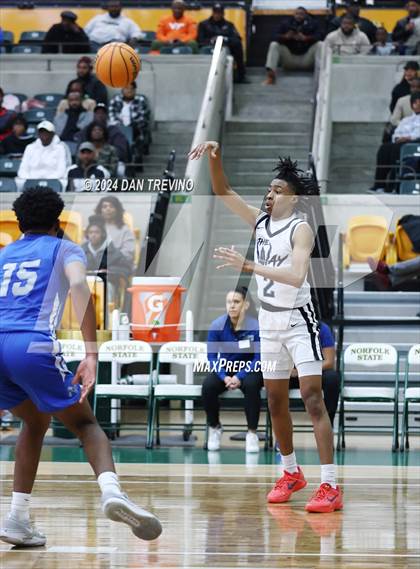 Thumbnail 3 in Norview vs Woodside (VHSL 5B Semifinal) photogallery.