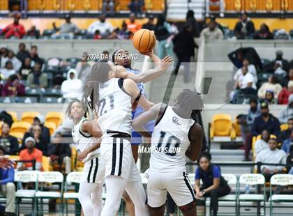 Thumbnail 2 in Norview vs Woodside (VHSL 5B Semifinal) photogallery.