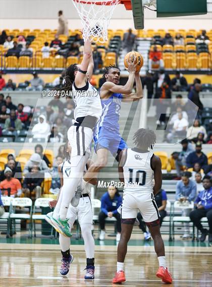 Thumbnail 1 in Norview vs Woodside (VHSL 5B Semifinal) photogallery.