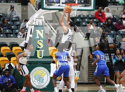 Thumbnail 2 in Norview vs Woodside (VHSL 5B Semifinal) photogallery.