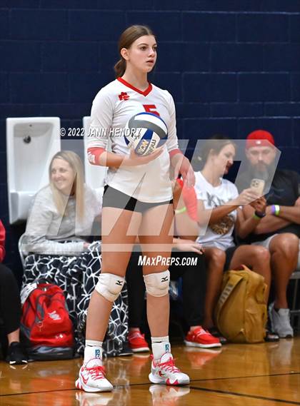 Thumbnail 3 in Marin Catholic vs. Madison (Durango Fall Classic) photogallery.
