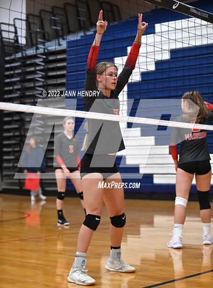 Thumbnail 2 in Marin Catholic vs. Madison (Durango Fall Classic) photogallery.