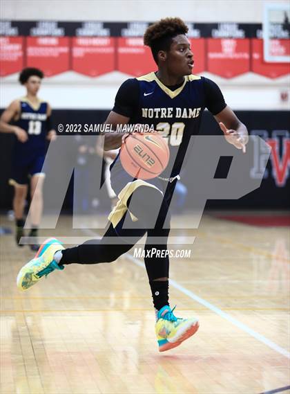 Thumbnail 3 in  Notre Dame (SO) @ Harvard-Westlake photogallery.
