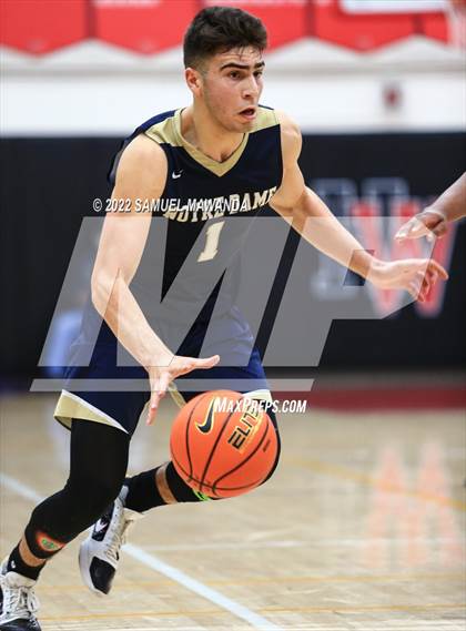 Thumbnail 2 in  Notre Dame (SO) @ Harvard-Westlake photogallery.