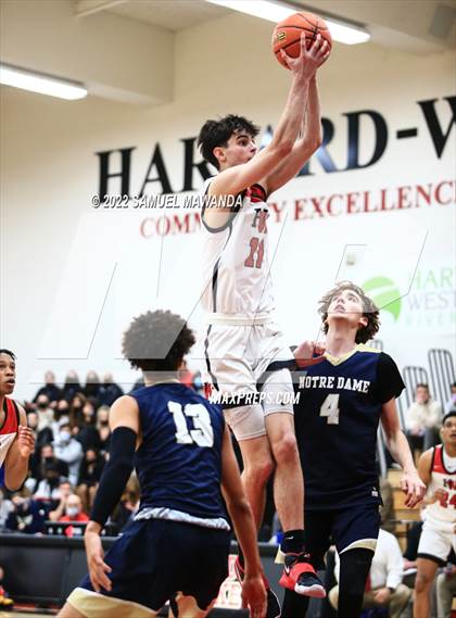 Thumbnail 2 in  Notre Dame (SO) @ Harvard-Westlake photogallery.