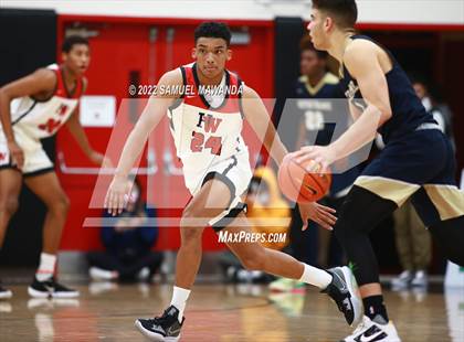 Thumbnail 3 in  Notre Dame (SO) @ Harvard-Westlake photogallery.