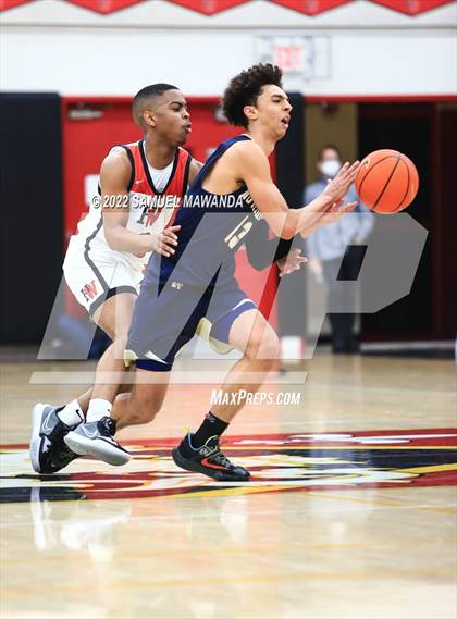Thumbnail 1 in  Notre Dame (SO) @ Harvard-Westlake photogallery.