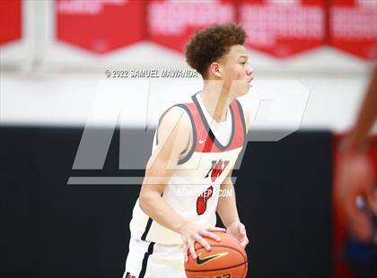 Thumbnail 3 in  Notre Dame (SO) @ Harvard-Westlake photogallery.