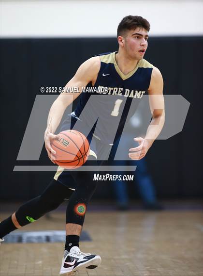 Thumbnail 2 in  Notre Dame (SO) @ Harvard-Westlake photogallery.