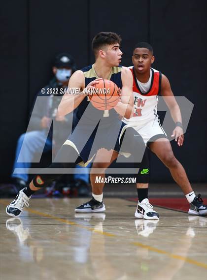 Thumbnail 2 in  Notre Dame (SO) @ Harvard-Westlake photogallery.