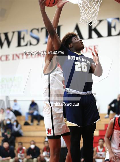 Thumbnail 2 in  Notre Dame (SO) @ Harvard-Westlake photogallery.