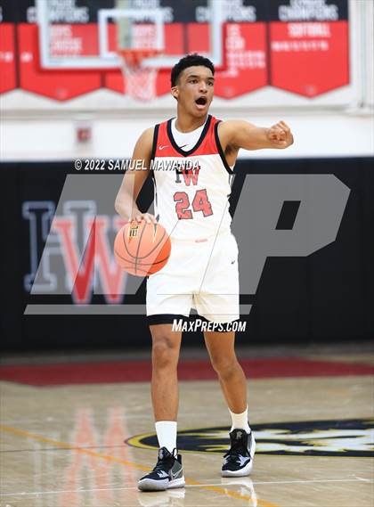 Thumbnail 1 in  Notre Dame (SO) @ Harvard-Westlake photogallery.
