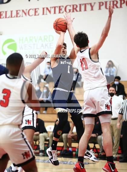 Thumbnail 3 in  Notre Dame (SO) @ Harvard-Westlake photogallery.