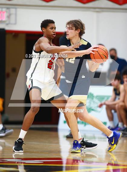 Thumbnail 1 in  Notre Dame (SO) @ Harvard-Westlake photogallery.