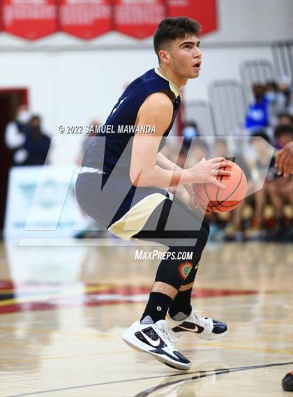 Thumbnail 2 in  Notre Dame (SO) @ Harvard-Westlake photogallery.