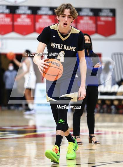 Thumbnail 3 in  Notre Dame (SO) @ Harvard-Westlake photogallery.