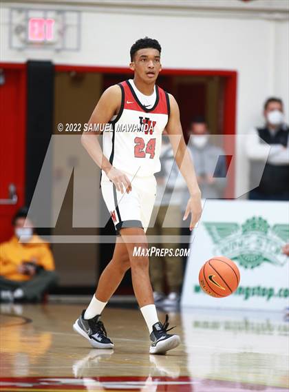Thumbnail 3 in  Notre Dame (SO) @ Harvard-Westlake photogallery.