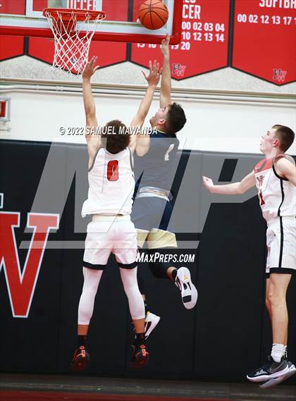 Thumbnail 3 in  Notre Dame (SO) @ Harvard-Westlake photogallery.
