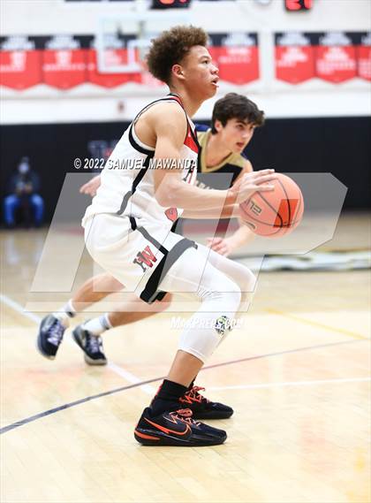 Thumbnail 2 in  Notre Dame (SO) @ Harvard-Westlake photogallery.