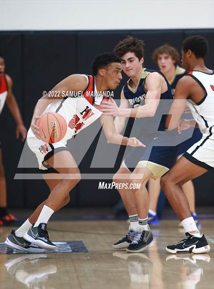 Thumbnail 2 in  Notre Dame (SO) @ Harvard-Westlake photogallery.