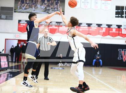 Thumbnail 1 in  Notre Dame (SO) @ Harvard-Westlake photogallery.