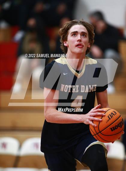Thumbnail 2 in  Notre Dame (SO) @ Harvard-Westlake photogallery.