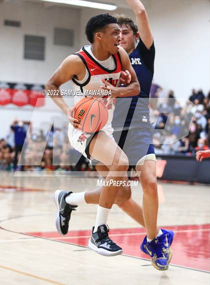 Thumbnail 3 in  Notre Dame (SO) @ Harvard-Westlake photogallery.