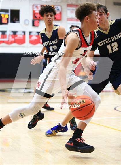 Thumbnail 2 in  Notre Dame (SO) @ Harvard-Westlake photogallery.