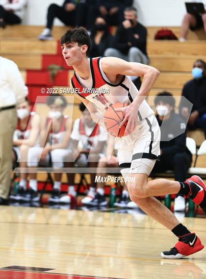 Thumbnail 3 in  Notre Dame (SO) @ Harvard-Westlake photogallery.