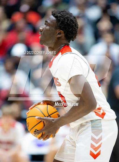 Thumbnail 3 in Alexander vs Lee County (GHSA 6A State Championship) photogallery.