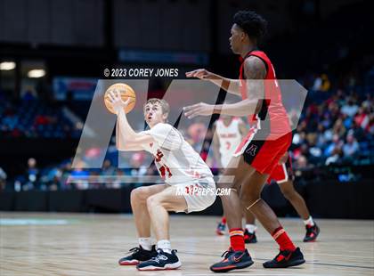 Thumbnail 3 in Alexander vs Lee County (GHSA 6A State Championship) photogallery.