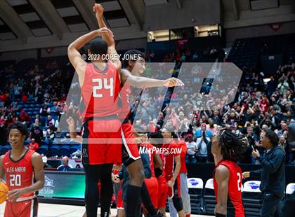 Thumbnail 2 in Alexander vs Lee County (GHSA 6A State Championship) photogallery.